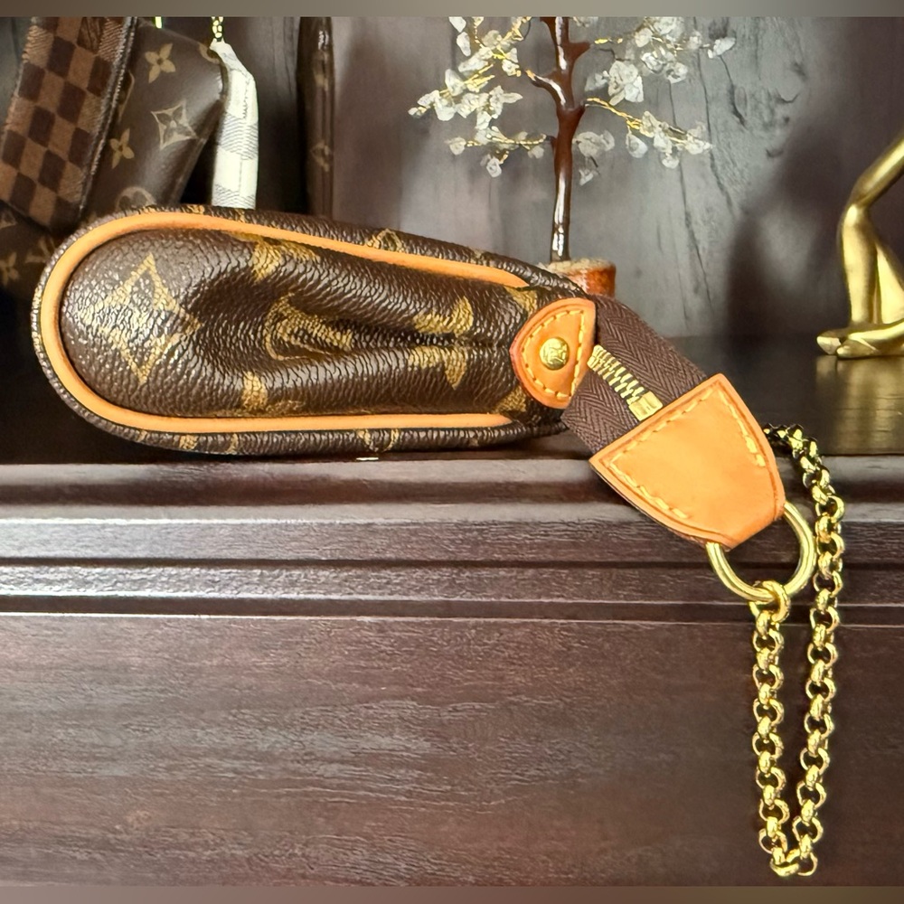 Authentic Louis Vuitton Monogram Eva Clutch/Wristlet/Shoulder/Crossbody Bag - Picture 6 of 16